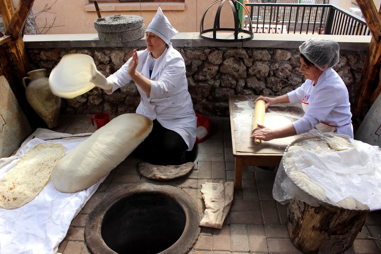 Отель Silk Road Hotel Ереван-36